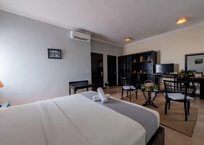 Hotel Jk Resident
