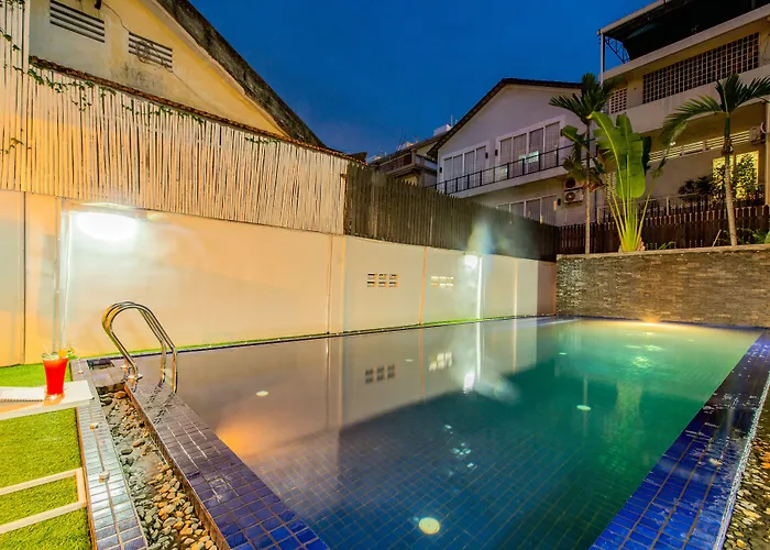 Jk Resident Hotel 4*